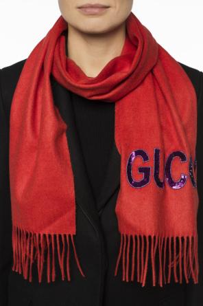 Szal z cekinowym napisem, zdjęcie 2 Szal z cekinowym napisem od Gucci